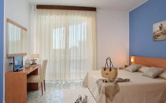 Hotel Raffy