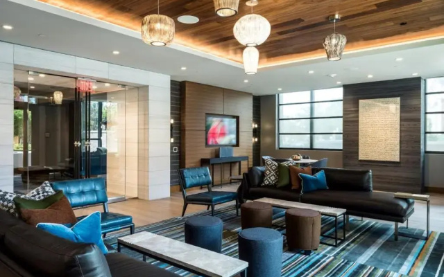 Bluebird Suites at Reston Town Center