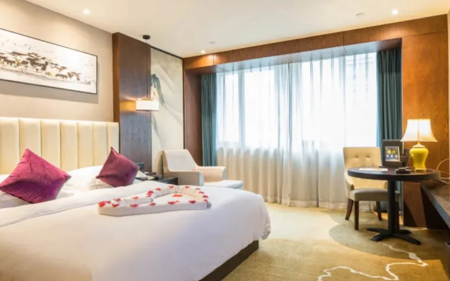 Chongqing Jinshanhui Hotel