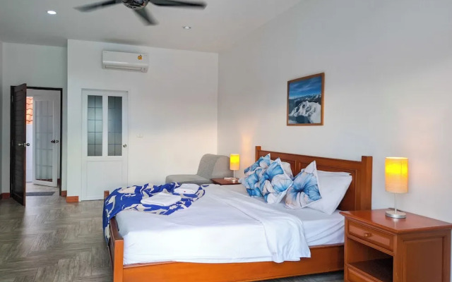 Private pool 3BDR villa beach at 200m