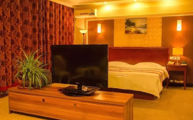 GreenTree Inn Dalian Airport Express Hotel