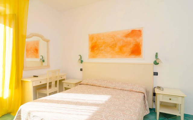 Hotel Aragonese