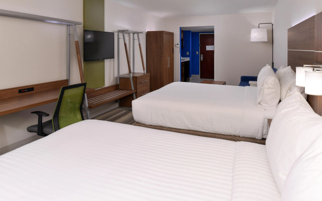 Holiday Inn Express & Suites Raleigh NE - Medical Ctr Area by IHG