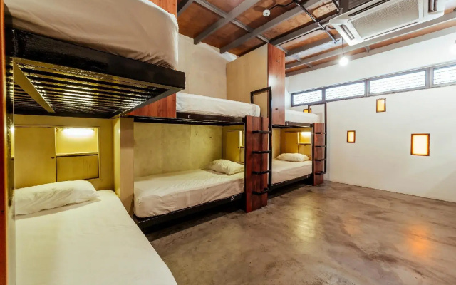 BackHome Kuala Lumpur Hostel
