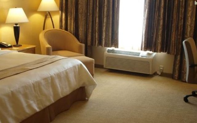 The Inn at Charles Town in Charles Town, United States of America from 203$, photos, reviews - zenhotels.com guestroom