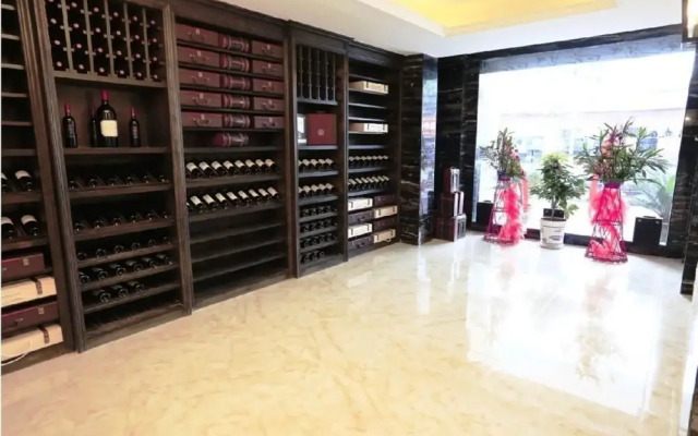 Shidongjin Art Hotel (Xixia Yigao Branch)