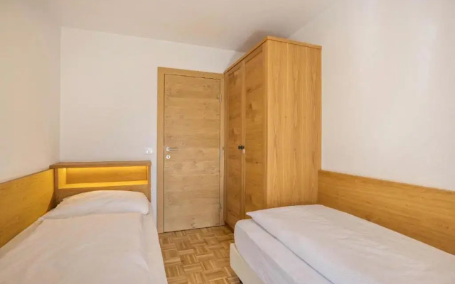 Rosalpina Apt 2