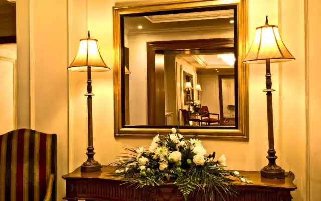 The Keadeen Hotel