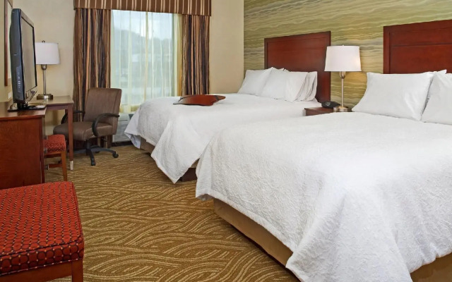 Hampton Inn & Suites Pittsburgh/Waterfront-West Homestead