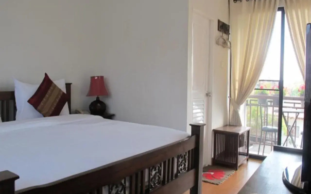 Rachamankha Flora House