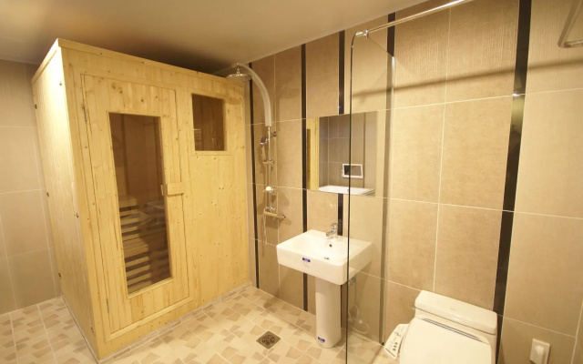 Ava Hotel Songjeong