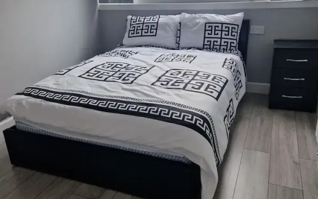 Birmingham Blissful House