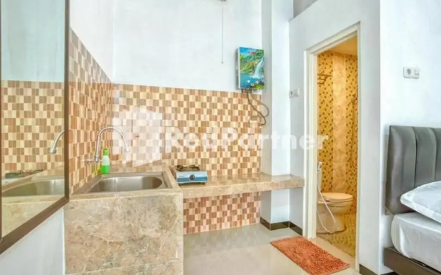 Griya Rahayu Guesthouse Redpartner Near Jatim Park 2 Batu