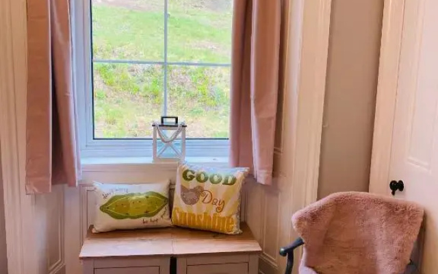 Upper Villa, Tighnabruiach, Argyll & Bute