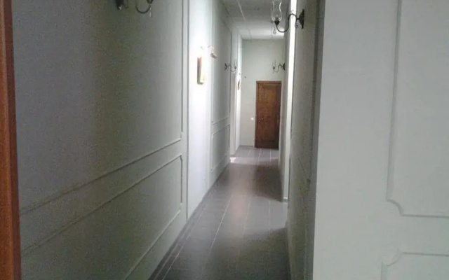 Hostel Crystal Owl