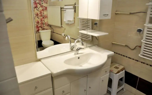 Angel Apartment
