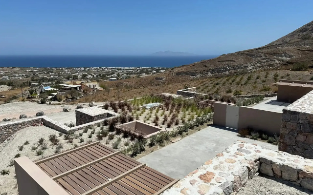 Felicity Cave Suites - Santorini