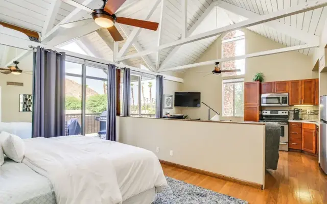Balcony & Views: Pet-friendly Indian Wells Unit