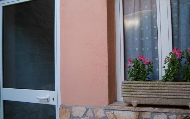Отель Nuova Fiera B&B Италия, Рим - отзывы, цены и фото номеров - забронировать отель Nuova Fiera B&B онлайн вид на фасад