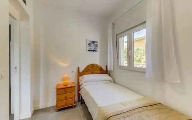 Villa in Puerto Pollensa With Private Pool