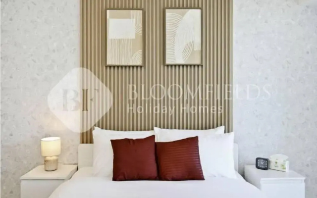 5711 Bloomfields 2BR  Elite Residence