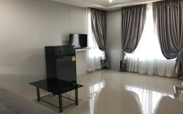 51 Suanplu Residence