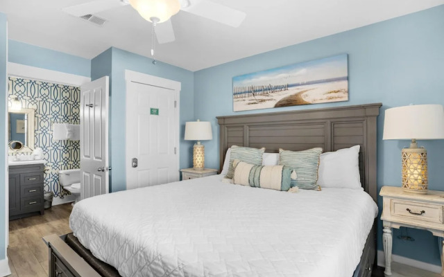 Grand Caribbean East 305