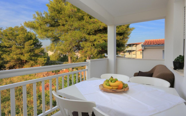 Apartment Lias - with restaurant: A6 prvi kat Rogoznica, Riviera Sibenik