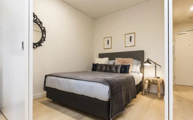 One Bedder With Pool Very Close to City