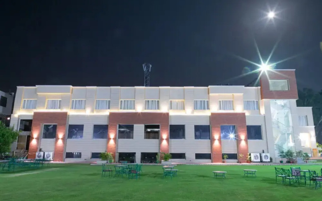 Hotel Classic Residency