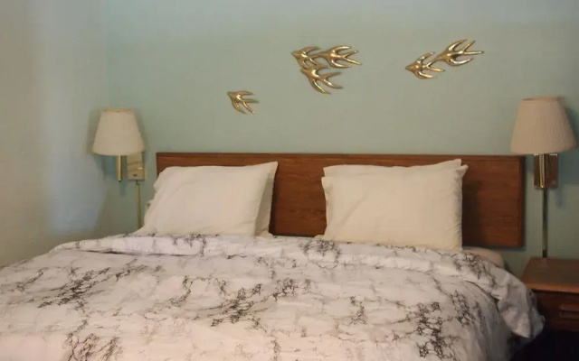 Eagle Motel