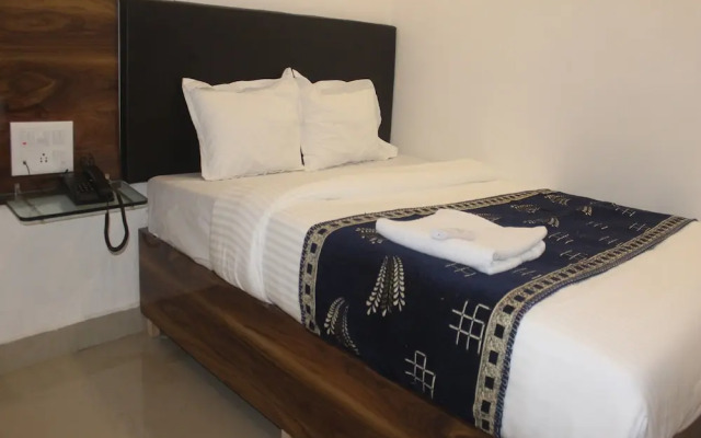 Tanvi Guest House by OYO Rooms