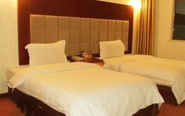 Golden Palace Hotel (Huizhou West Lake Bus Terminal)
