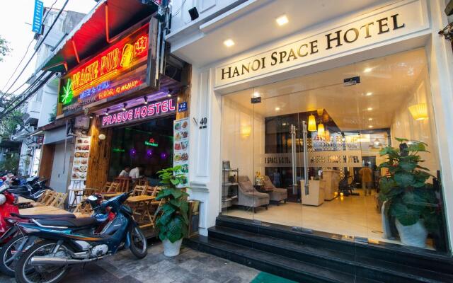 Hanoi Space Hotel вид на фасад