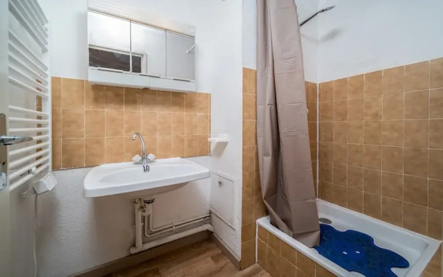 Studio in Allos With Stunning Mountain Views