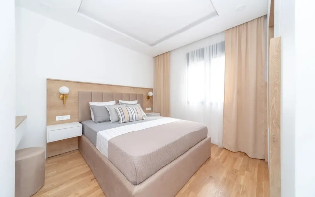 Salus Hill Condo