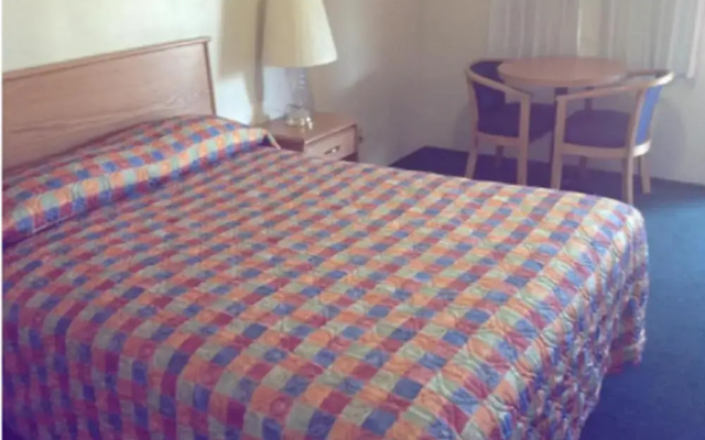 Hacienda Motel