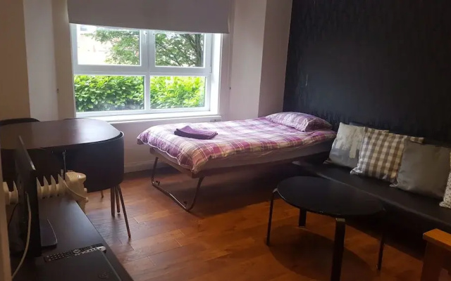 North Woodside Place - 1 Bedroom