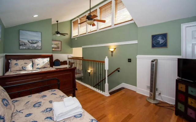 Gorgeous New 3 Bedroom, 3 Bath Home With Views of the Golf Course and Lagoon!