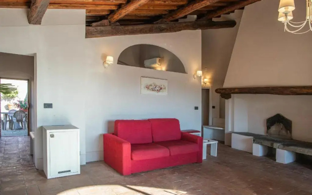 Villa Norcenni Aparthotel