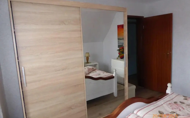 Rewo II Rabe, Reusenweg 3, 18581 Lauterbach