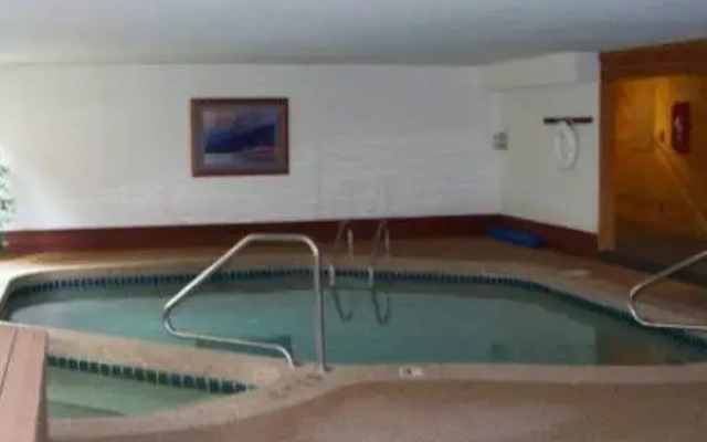 Snowdance Condominiums