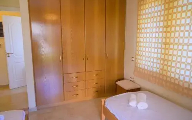 Flat 2 Bedrooms 2 Bathrooms - Palaia Fokaia
