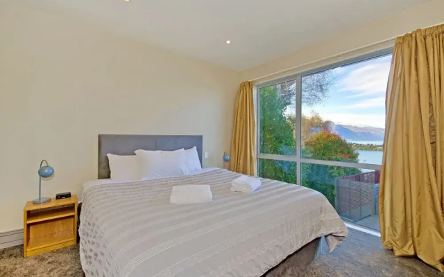 Grand views on Earnslaw