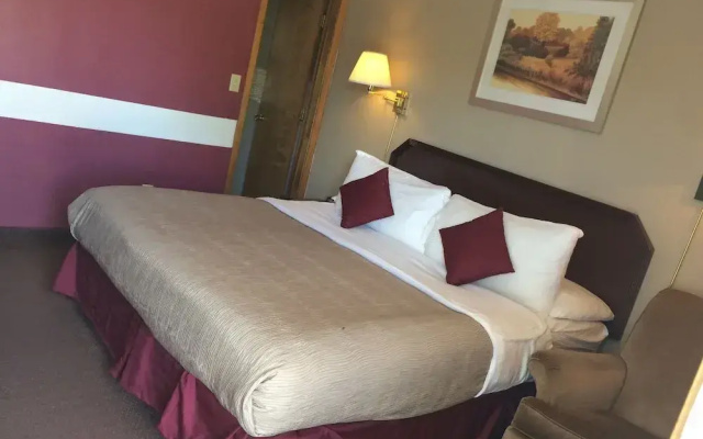East Hills Inn And Suites