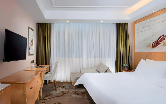 Vienna Hotel Foshan High-speed Railway Station Guidan Road Branch