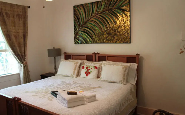Haiku Plantation Inn Bed & Breakfast