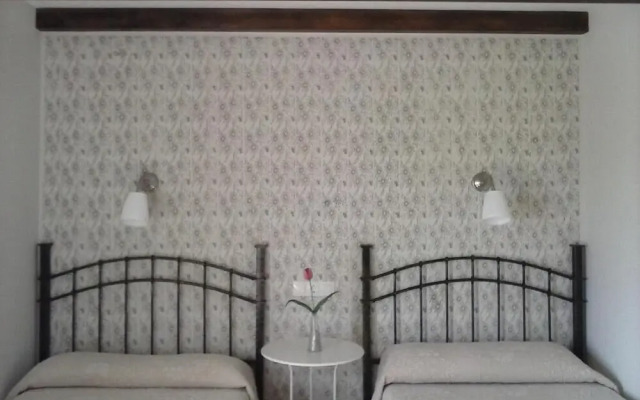 Hostal Restaurante Parajes