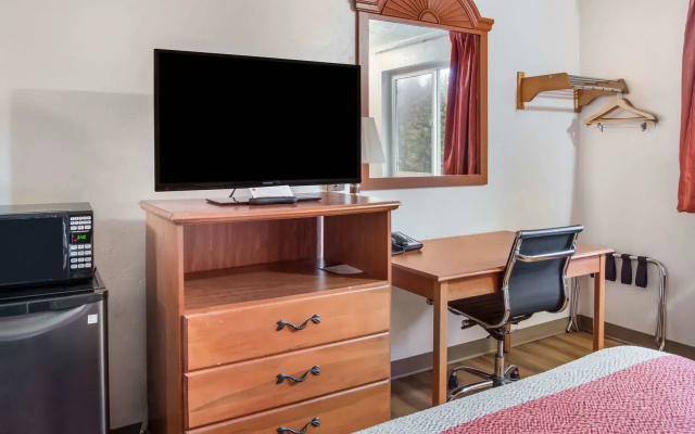 Motel 6 Wilsonville, OR - Portland