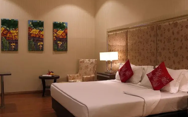 Horizon Lake View Resort Hotel